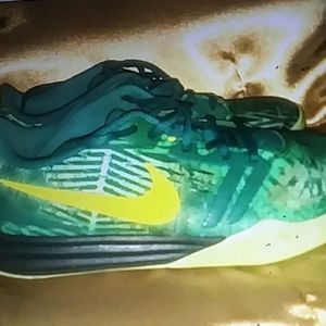 Nike KB mentality Kobe Bryant youth